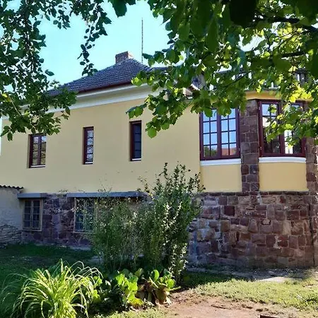 Sziget-lak, Strandkozeli Nyaralo * Ábrahámhegy